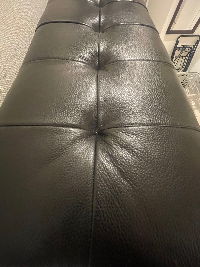 大きめのオットマン（革製）　IDC スツール「5166」