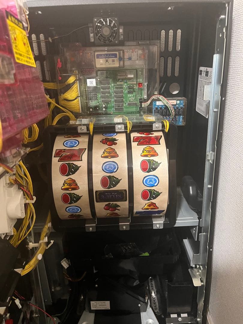 パチスロ サザンアイズ 実機 不要機付き 引き取り限定