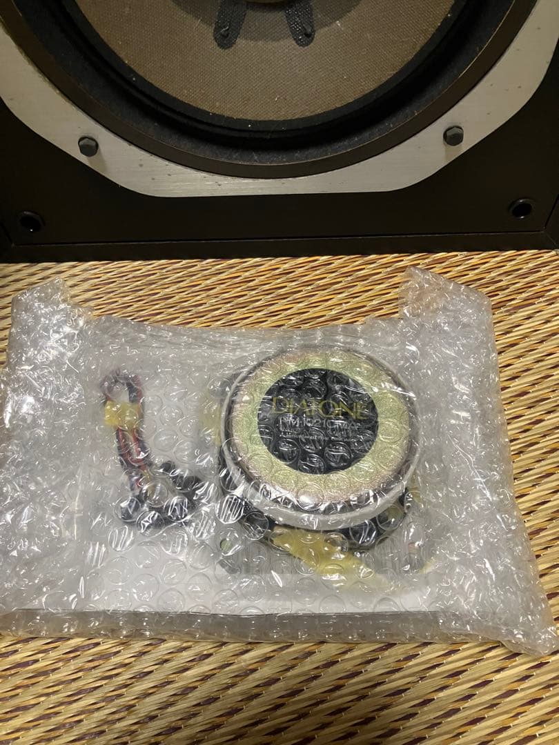 【3日間の決算バーゲン】《完動品》 ダイアトーンDS-28B 3ウェイ。　②Ｌ側