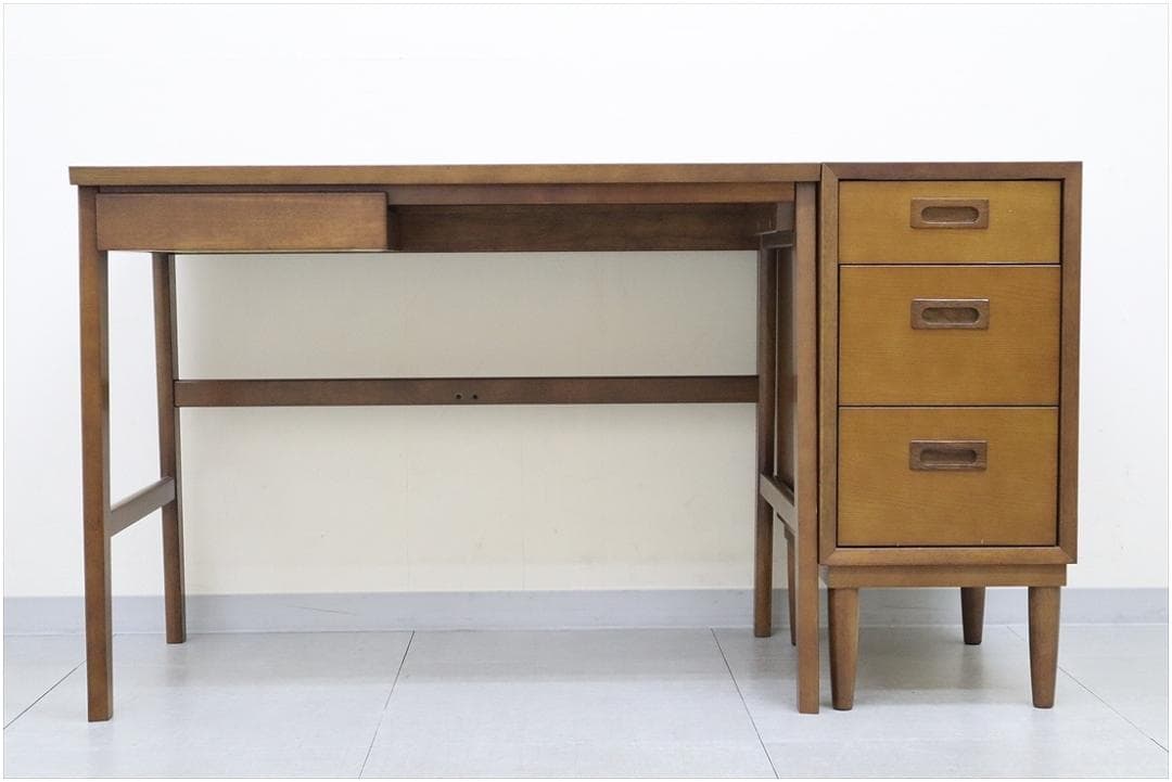 カリモク60 ロクマル デスク 平机 木製 オーク 書斎 (別チェスト購入必須)