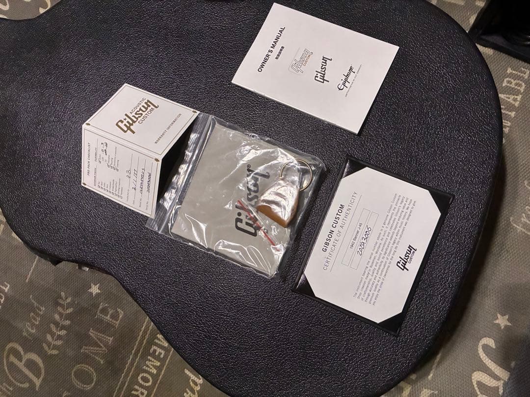 Gibson Custom Shop1942Banner Jー45