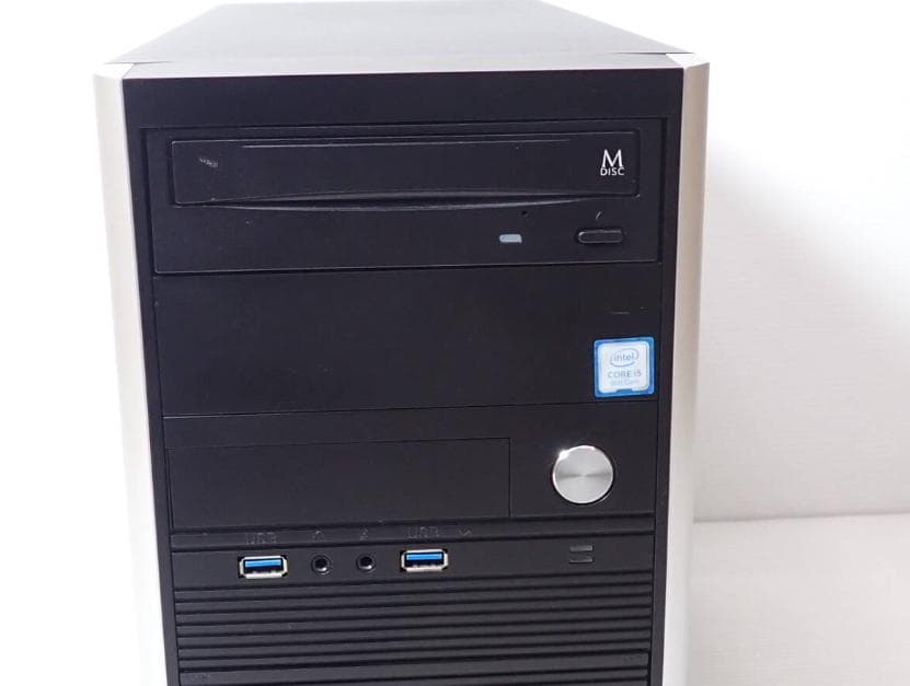 動作品　第8世代Xeon E-2186G DDR4-32GB SSD256GB