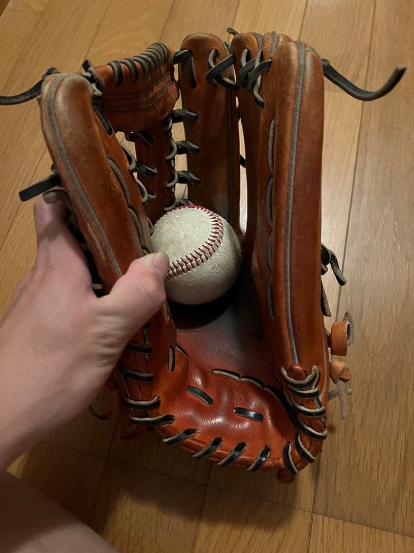 購入したもん勝ち！！ミズノプロ 硬式用 上林誠知選手モデル！