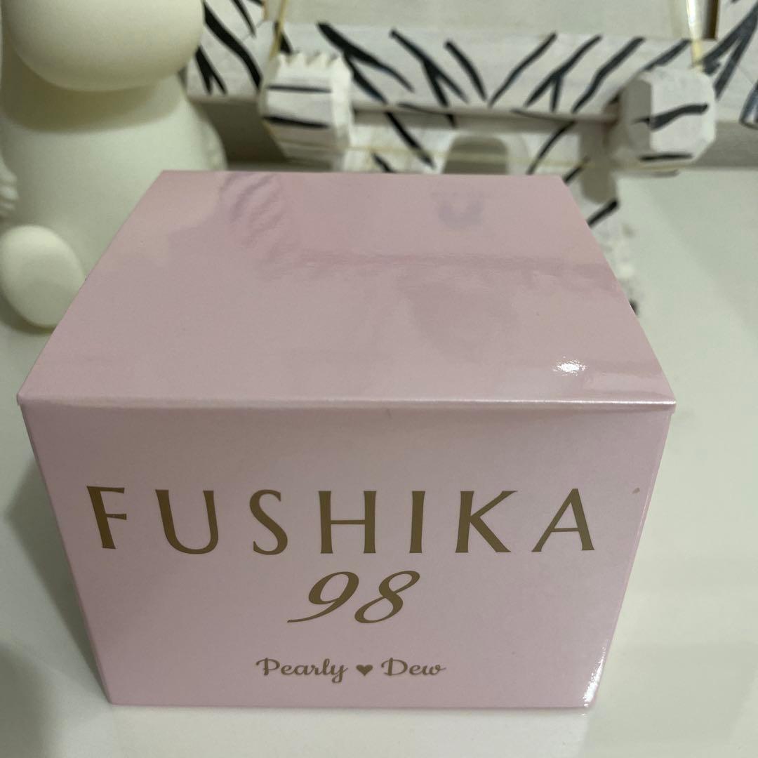 ❤︎ 【新品未開封】FUSHIKA９８プレミアムオールインワン美肌ジェル 100g