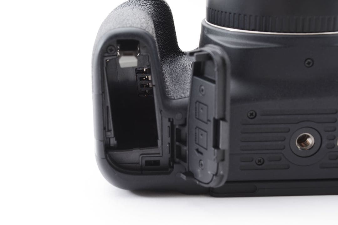 Canon EOS Kiss X9i +Canon EF 28-80㎜　IV