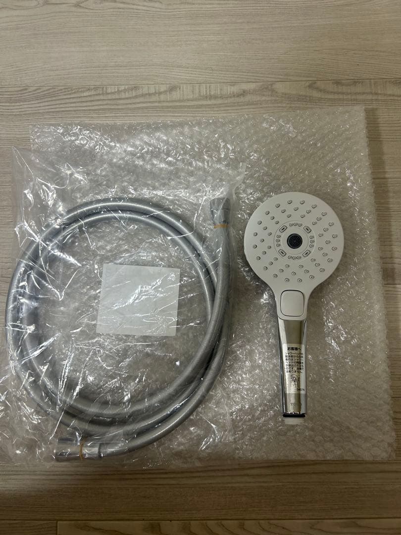 新古品】TOTOコンフォートウェーブシャワーヘッド3モードとホースセット