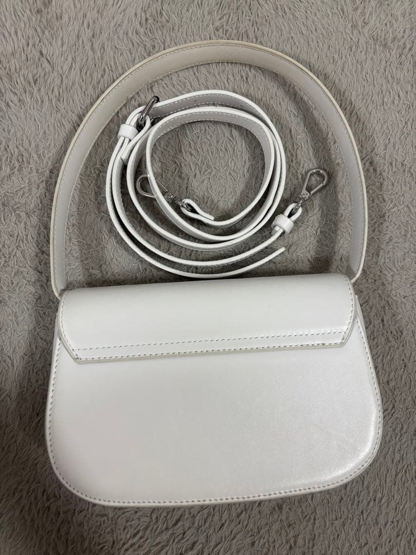 DIESEL レザークロスボディバッグ　1dr