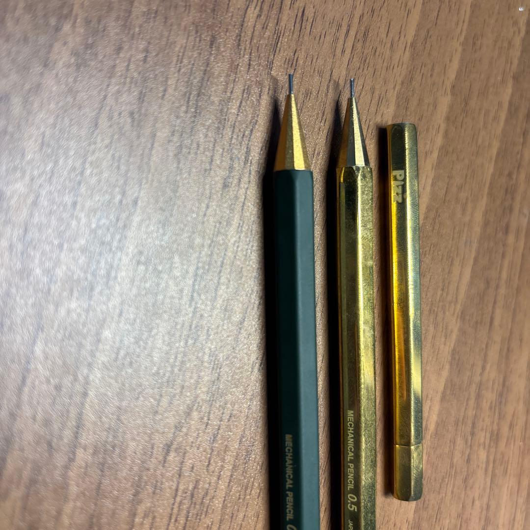 pizzプレミアム0.5mm 2本入り➕芯ケース バラ売り可