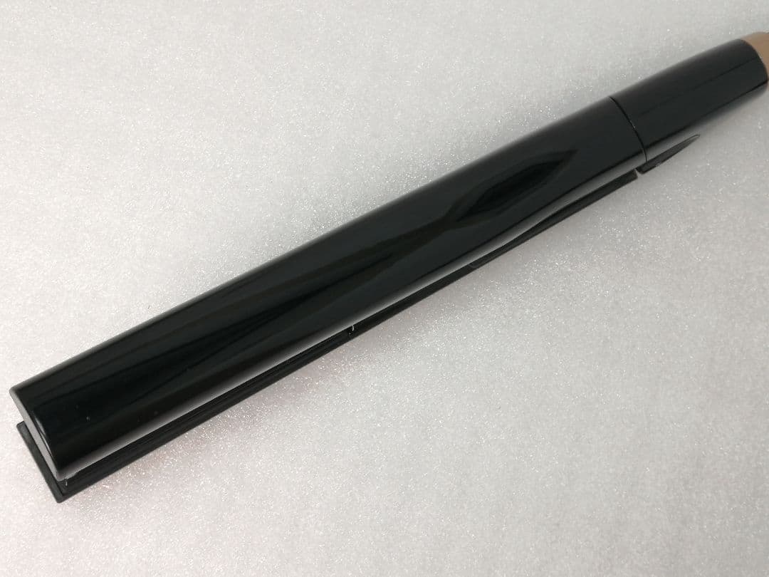 ヘアビューロン　4D Plus　ストレートヘアアイロン　リュミエリーナ　66