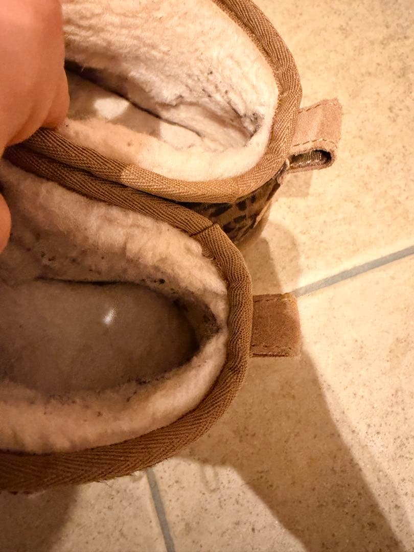 UGG ヒョウ柄　ファー　ショート　ムートンブーツ　レオパード　25㎝