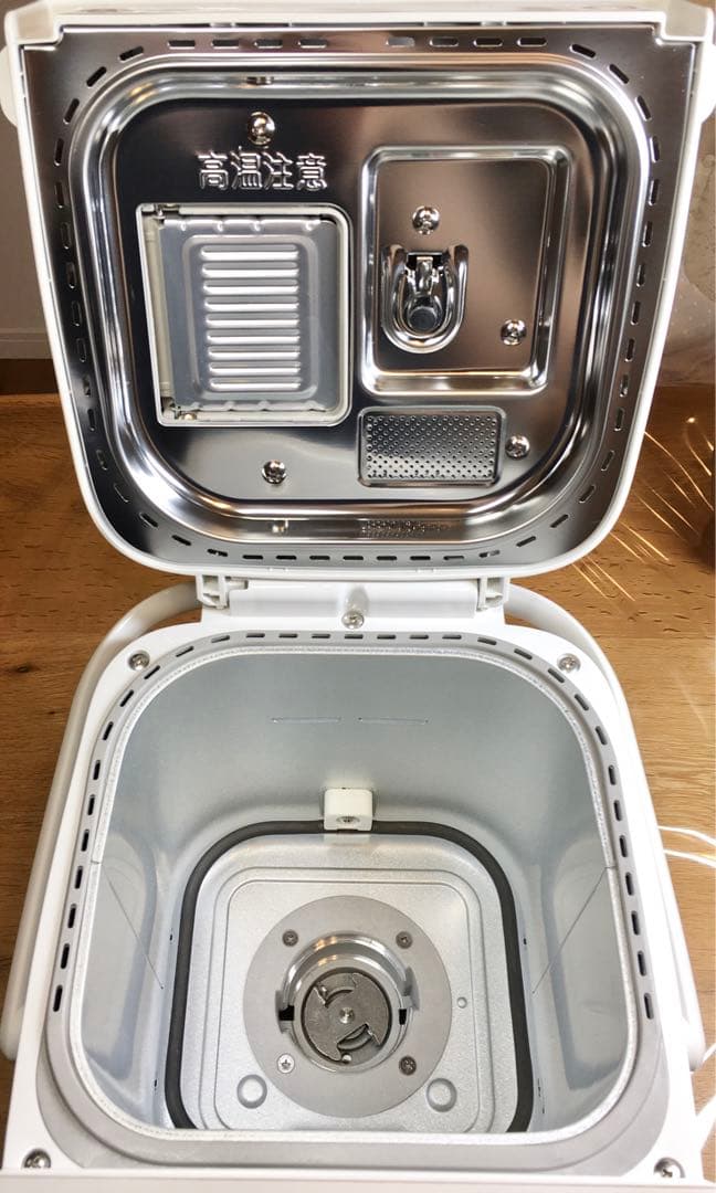 【極美品】SD-MT4-W パナソニック 1斤　ホームベーカリー　2025年