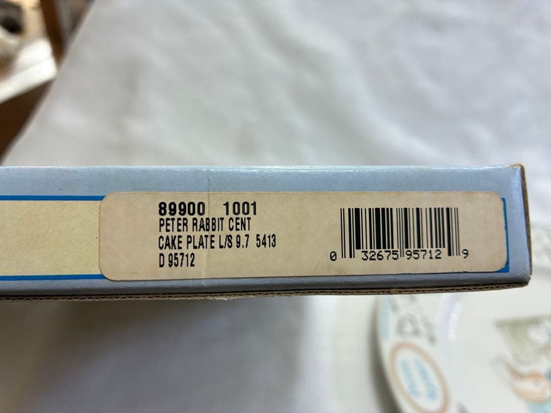 １００周年記念　ビンテージ　ピーターラビット　ディナープレートウエッジウッド