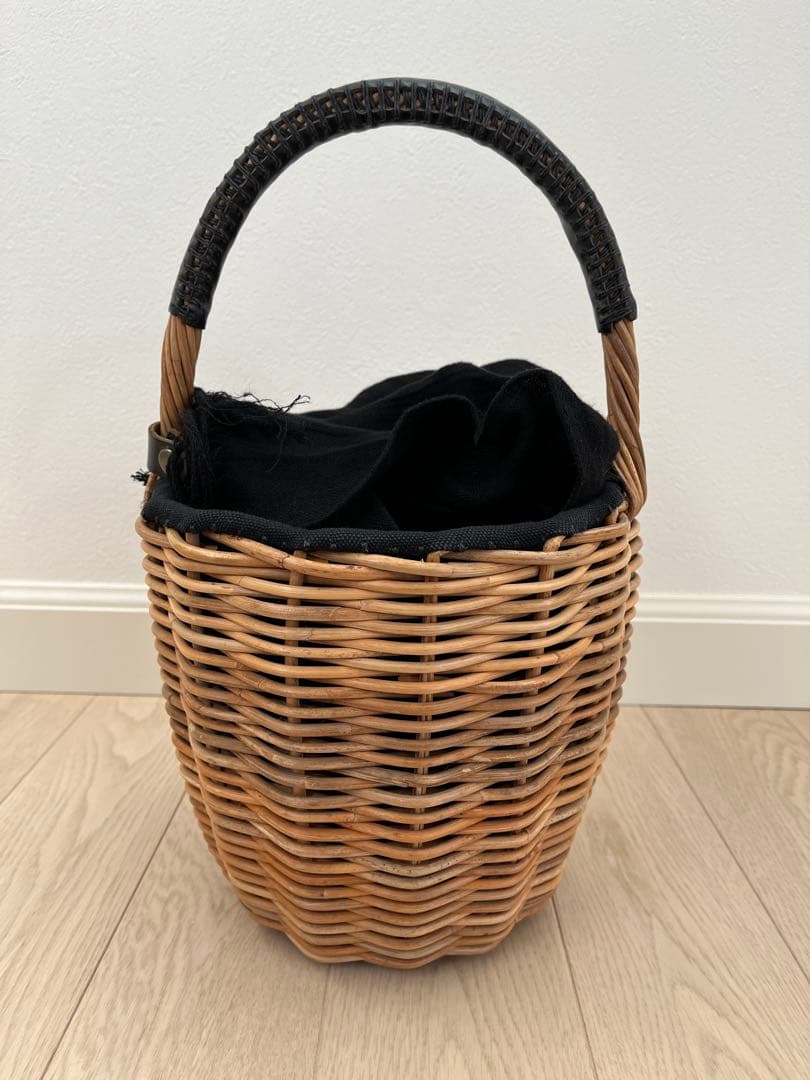 ebagos エバゴス　ブライドル バケツM バスケット ブラック