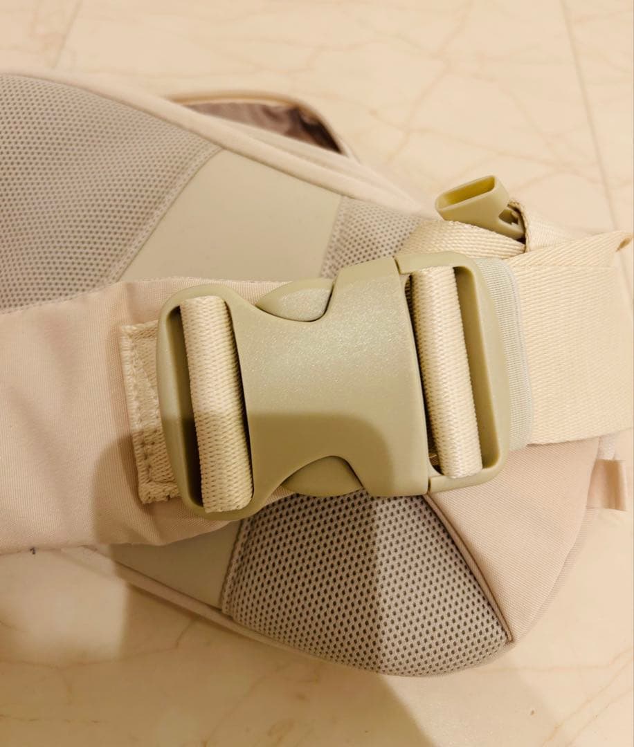 ポムル ヒップシート ショルダーバッグ 2WAYヒップバッグ 抱っこバック