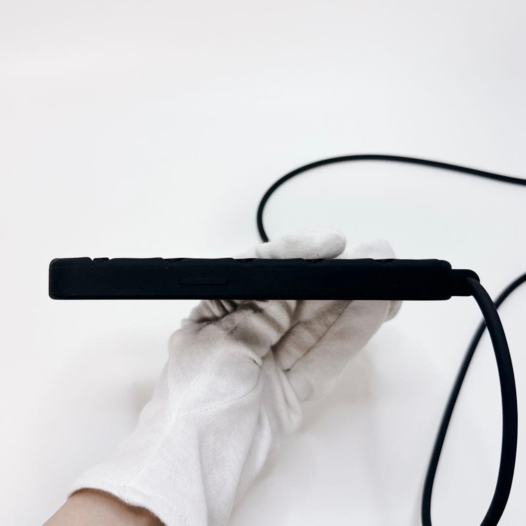 【未使用級】ボッテガ iPhone15Proイントレ ラバーケース ショルダー付