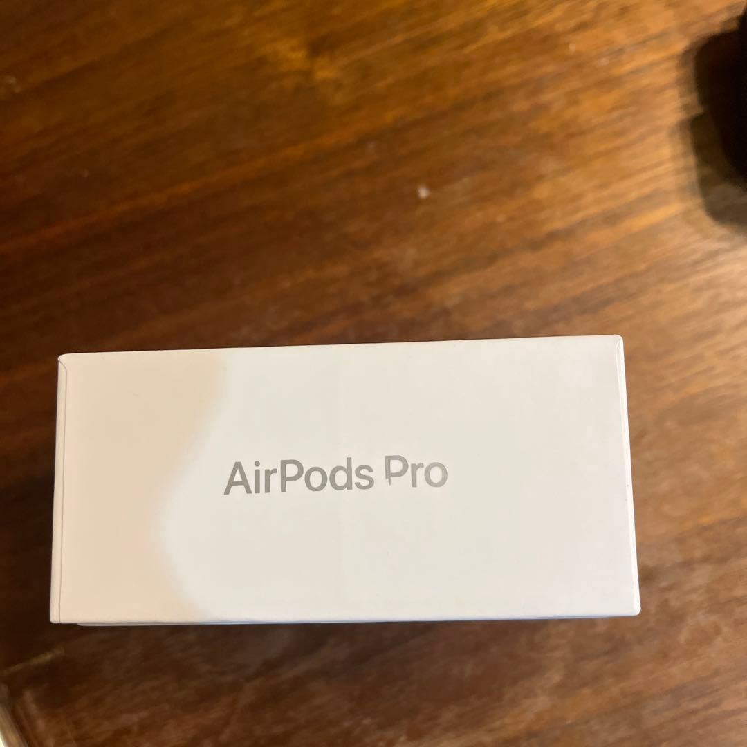 美品　AirPods Pro3 本体　ケース付き　 （動作確認済み）限定保証あり