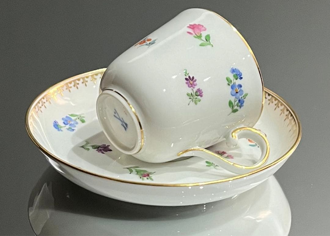 Meissen マイセン/※珍品 1級品 Aカンテ 散らし小花　カップ＆ソーサー