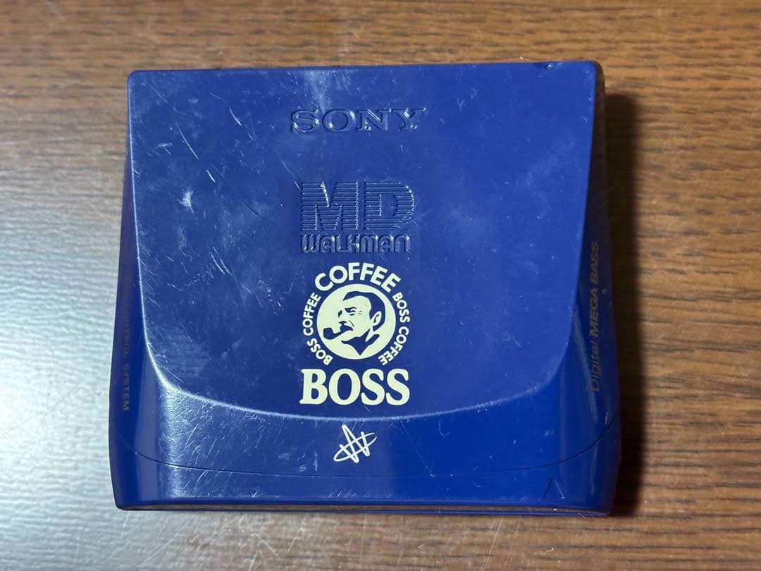 SONY MDウォークマン MZ-E7W BOSS仕様 傷あり 読み込み確認済み