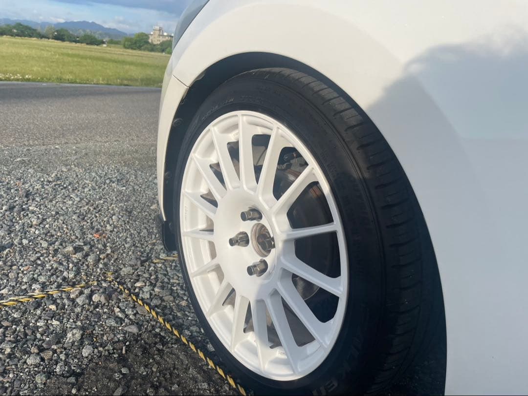 エンケイ　ENKEI RC-T4 17インチ　7.5J＋41