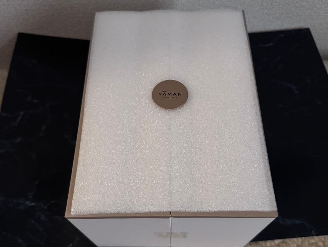 YA-MAN ヤーマン　美顔器　フォトプラスシャイニーネオ（YJFM18N）