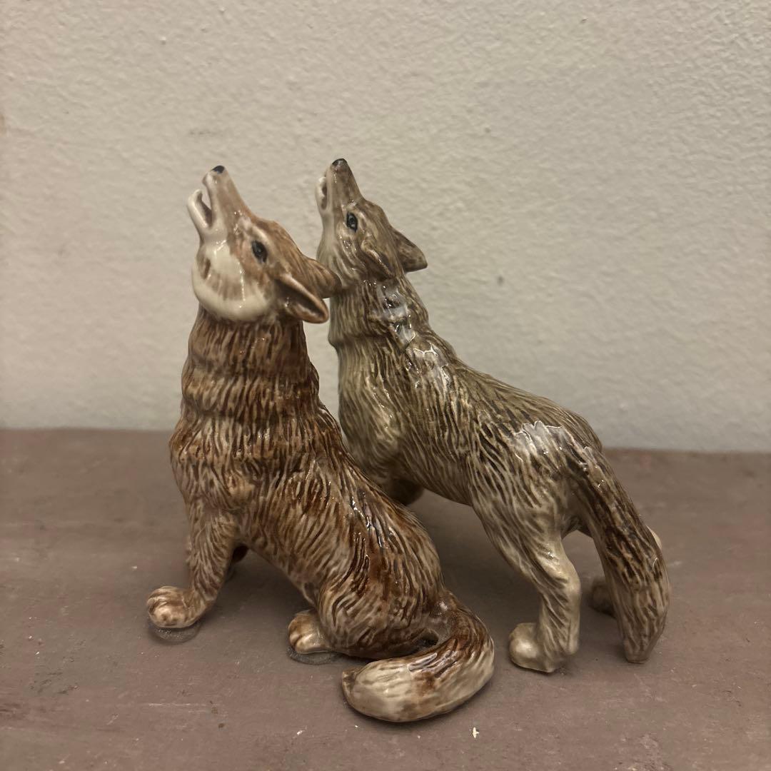 オオカミ　フィギュリン　ペア　レア