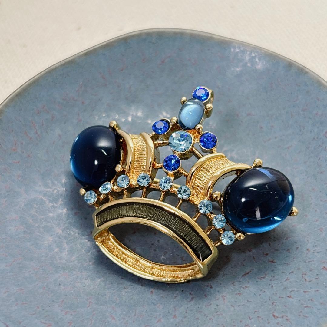 トリファリ trifari 深い青 王冠 ブローチピン ②