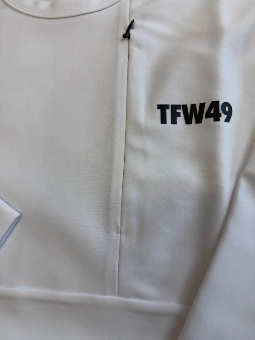 新品正規品【TFW49/XL】ゴルフランニング長袖カットソー