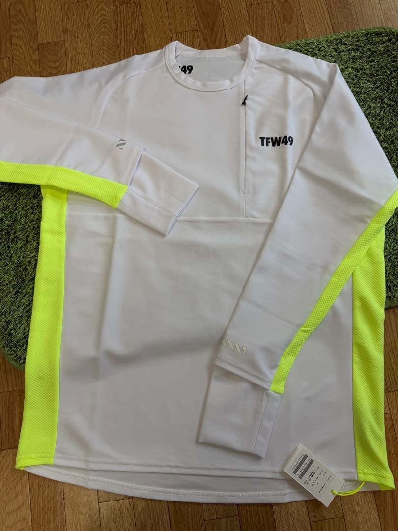 新品正規品【TFW49/XL】ゴルフランニング長袖カットソー