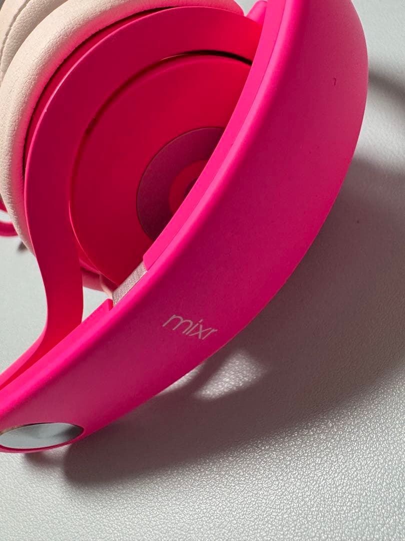 ※ king&queen※【ビーツ】レアなヘッドフォン【ピンク】おしゃれ