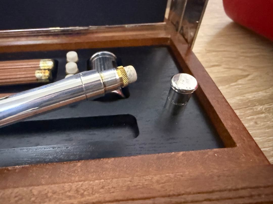 tons 　Graf von Faber-Castell 鉛筆セット