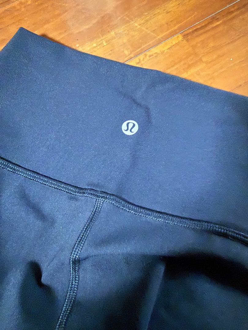 ルルレモン　新品未使用　ヨガウェア レギンス ブラック　サイズ4