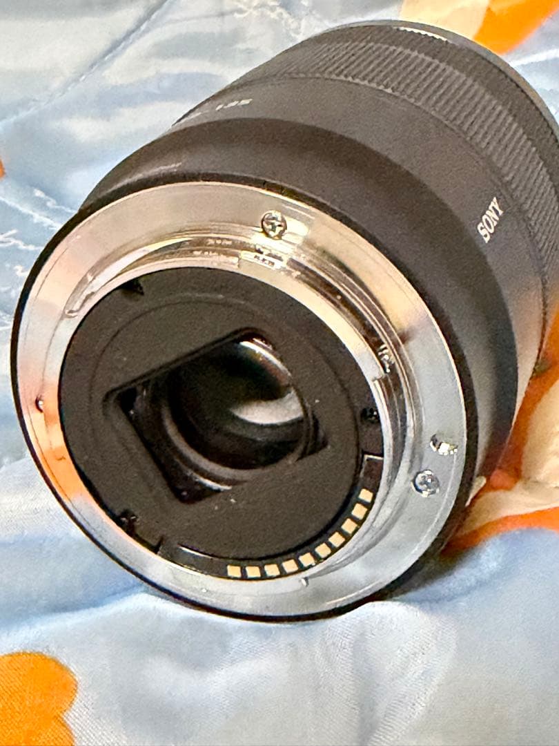 SONY E 18-135mm F3.5-5.6 OSS レンズ