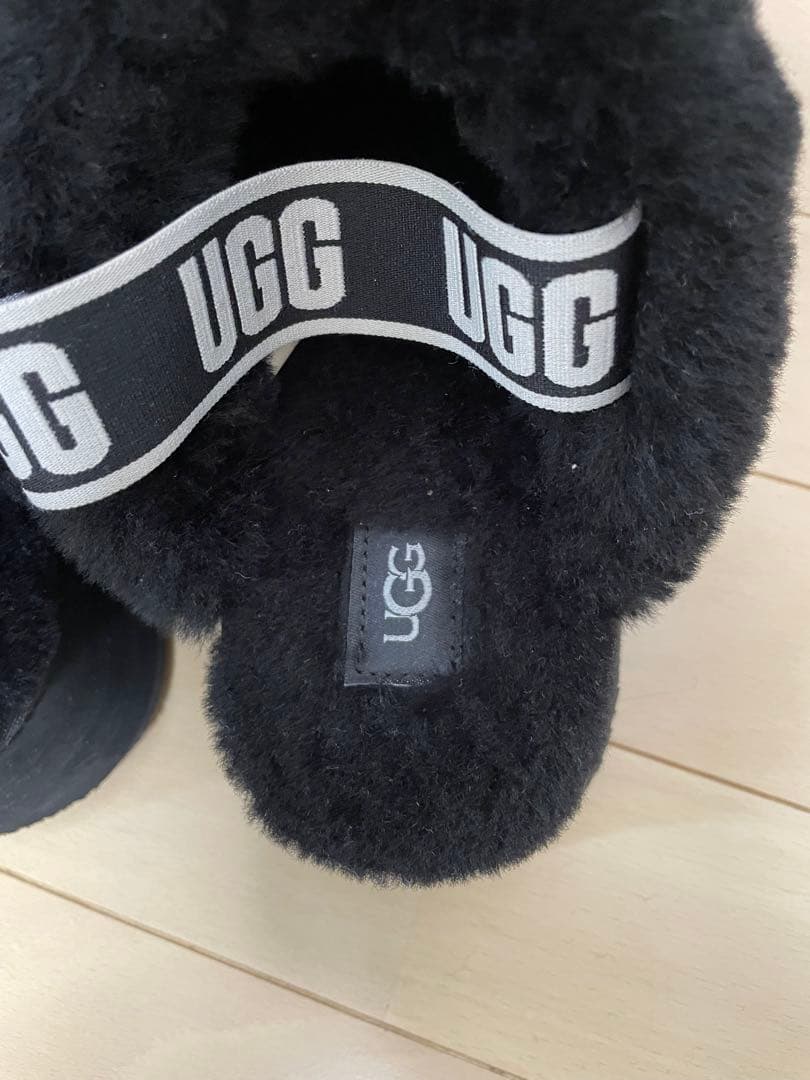 UGG ファンケット　24cm 黒　厚底　ムートン　サンダル　スリッポン