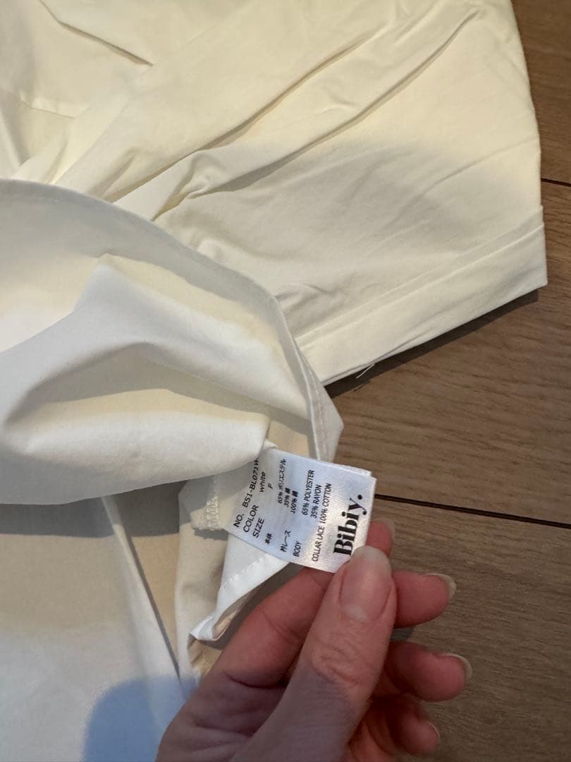 チヂミCLAIRE BUTTONS BLOUSE