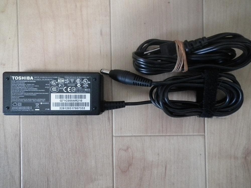 東芝 ノートパソコン dynabook T642/T6GW/中古特価良品