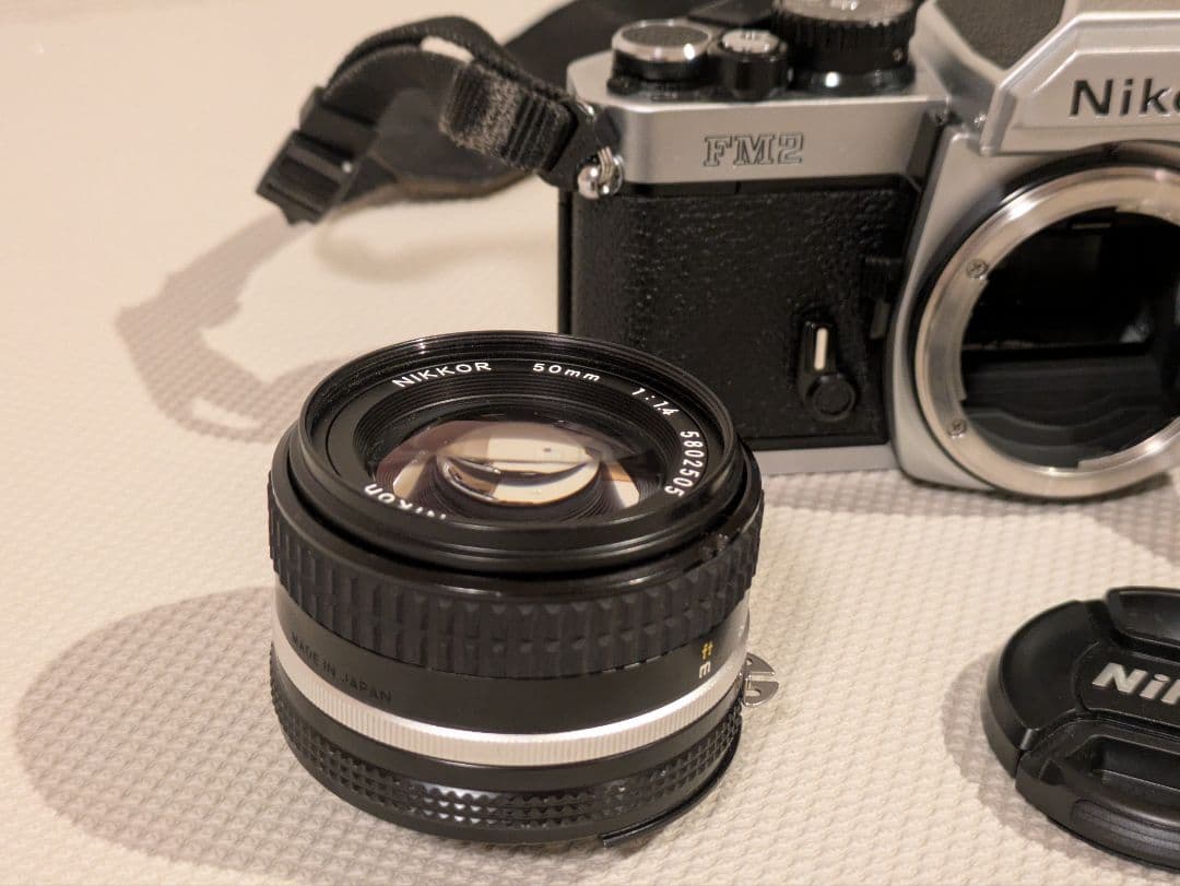 Nikon New FM2 + 50mm F1.4レンズ
