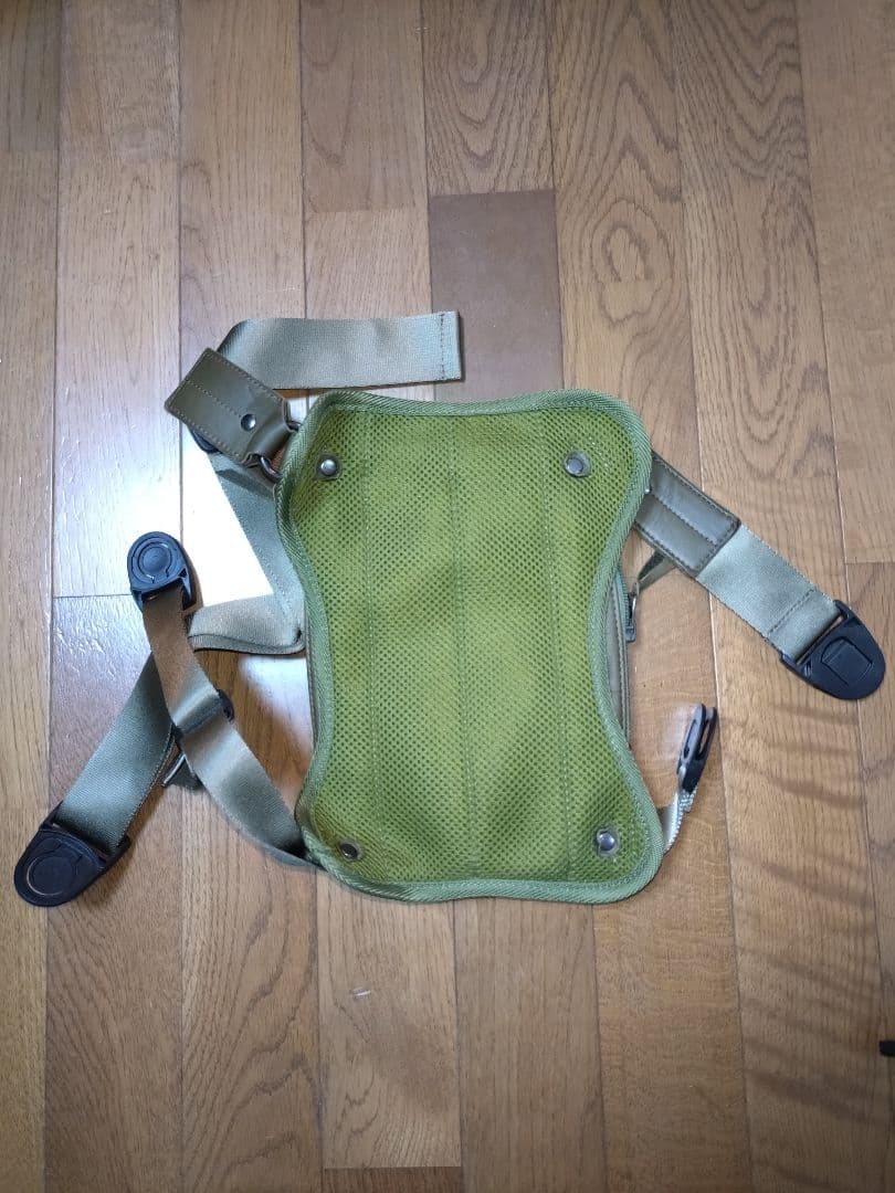 KUSHITANI レッグバッグ オリーブグリーン