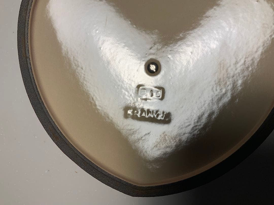 ル・クルーゼ ココット・ダムール ハート型鍋 2.0L チェリーレッド