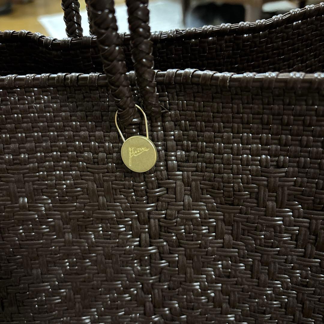 レトラメルカドバックブラウン　Lサイズ