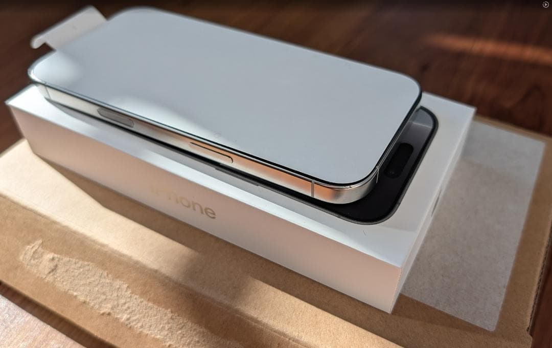 Apple iPhone 16 Pro ホワイトチタニウム 128G 本体