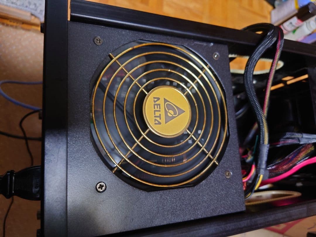 自作デスクトップPC（ストレージ無し）