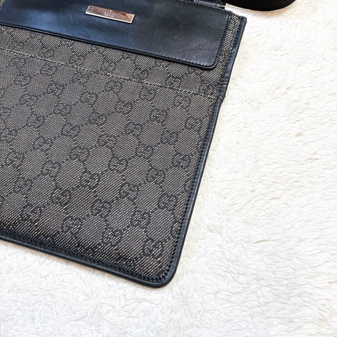 グッチ　サコッシュ　ショルダーバッグ　ナイロン　レザー　黒