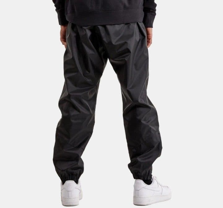 【新品・未着用・セットアップ】NIKEウーブンジャケット・パンツ