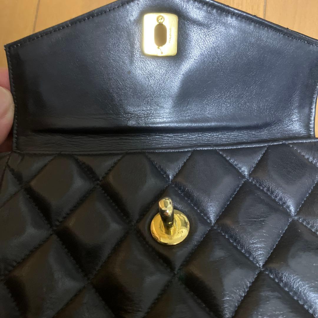 CHANEL ブラック ボディバッグ