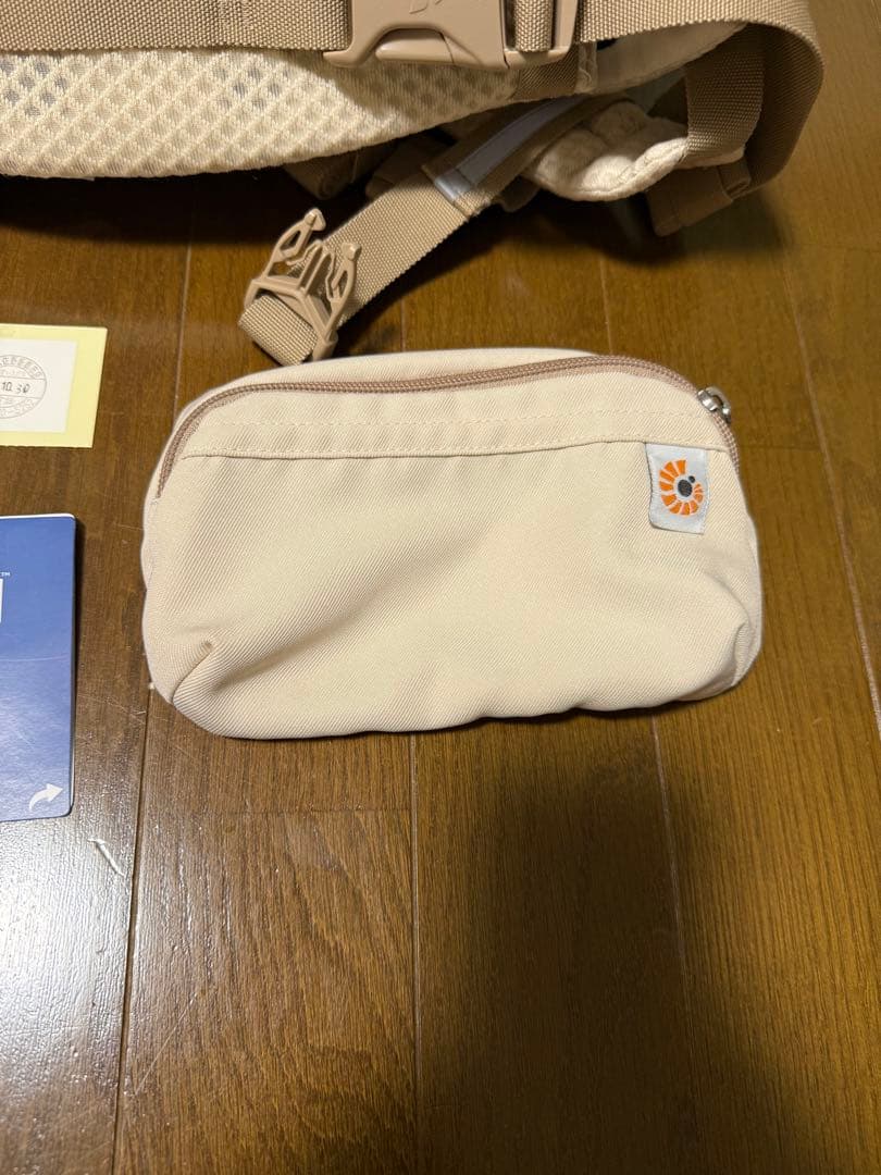 ergobaby OMNI Breeze 抱っこ紐 ベージュ・花柄