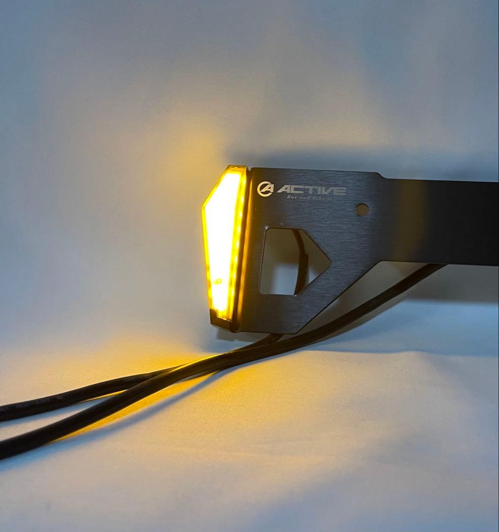 アクティブ LEDナンバーサイドウインカー コンパクト スモークレンズ