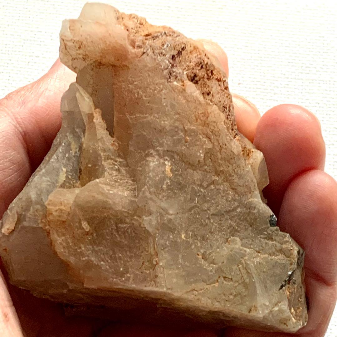 シン・ザギマウンテンクォーツ65/ブラウンファントム/艶々/黒針入り/巨大/自立