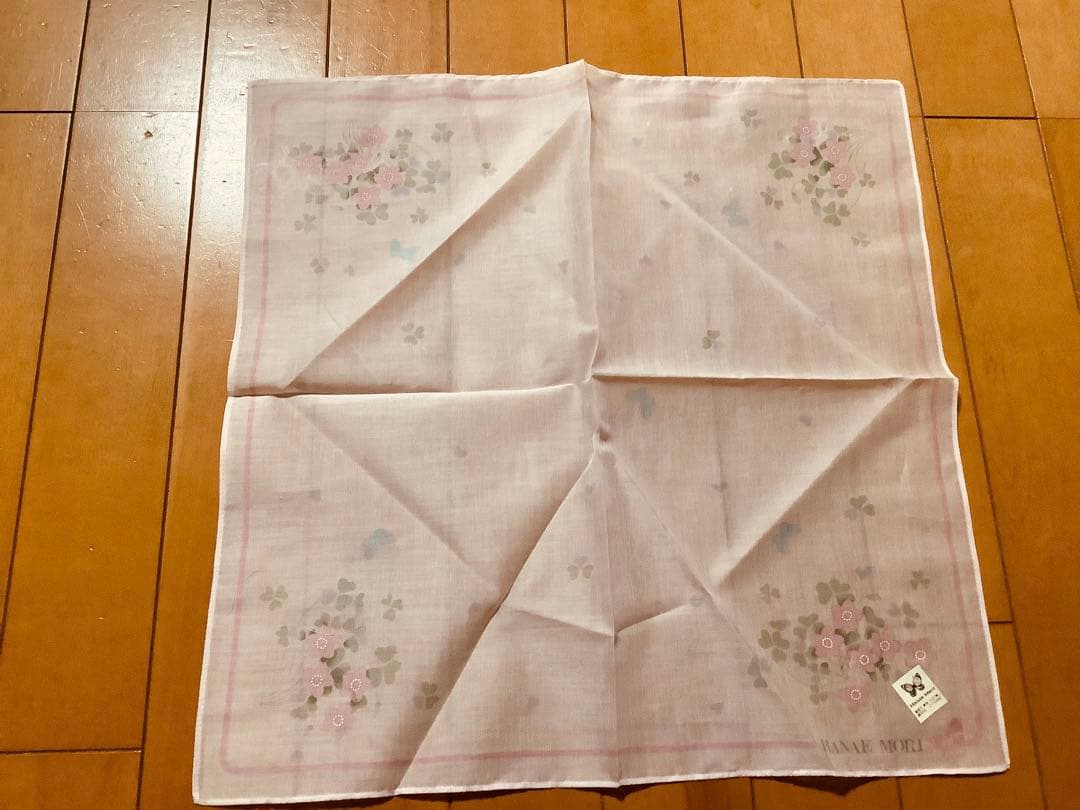 c*i様 Christian Dior、DAKS,TRUSSARDI のハンカチ