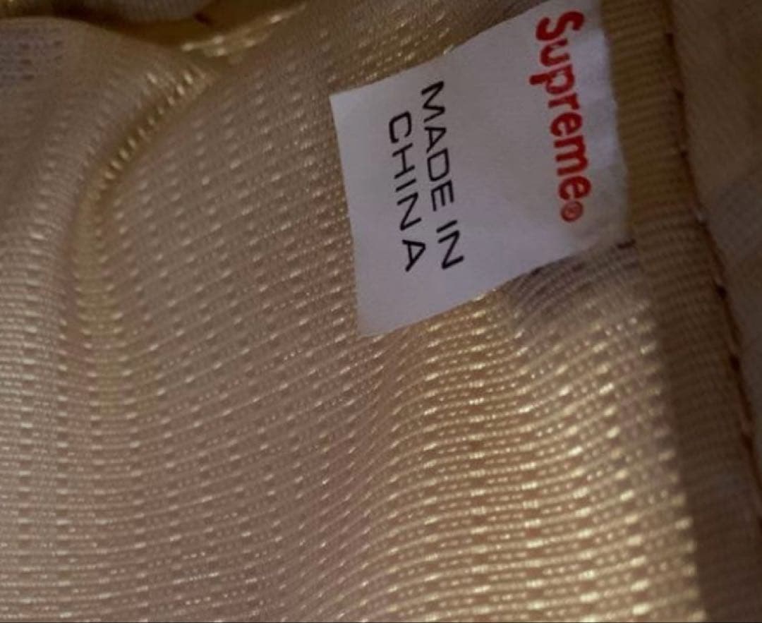 supremeバック2点⚠️早い者勝ち