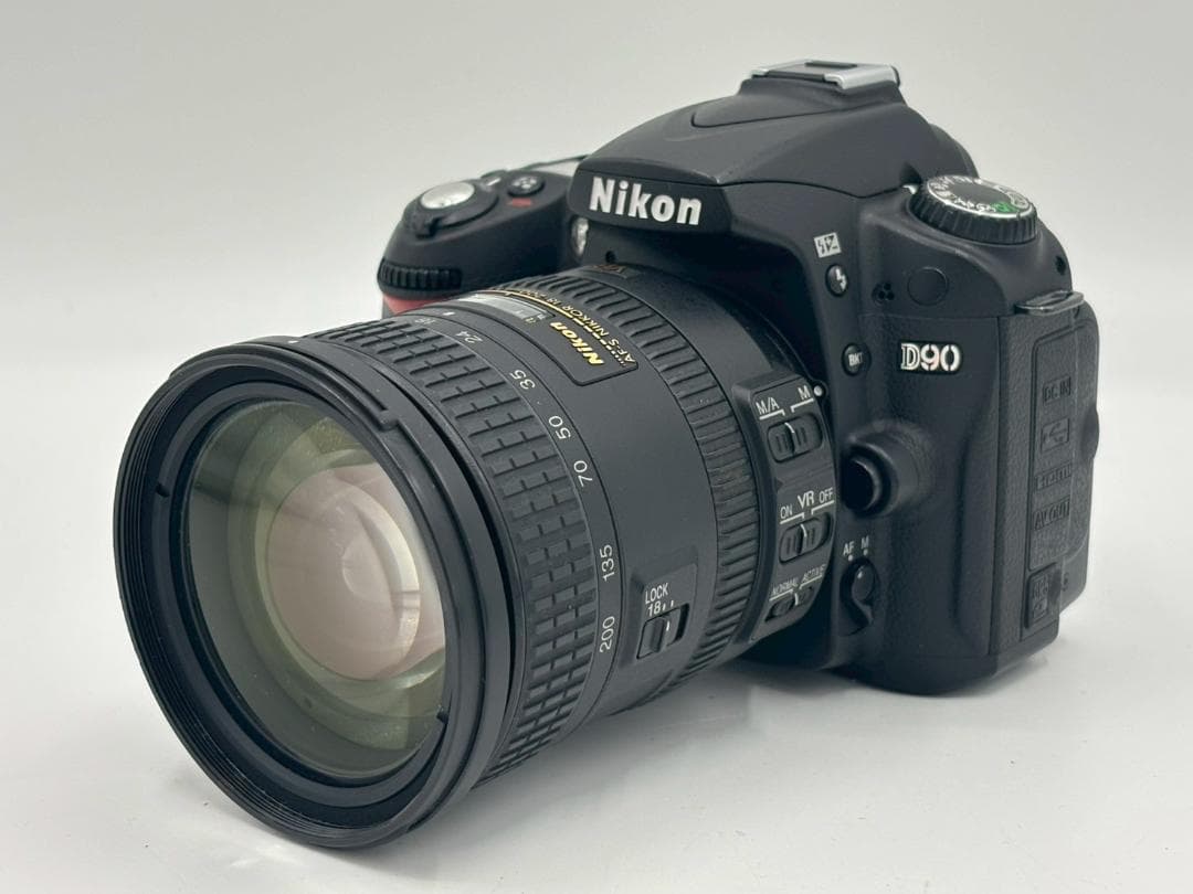 Nikon D90 本体 AF-S NIKKOR レンズ 一眼レフカメラ
